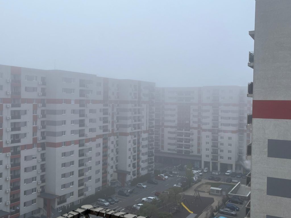 Temperaturi scăzute și ploi în București de Paște: Ce ne așteaptă de Înviere Vremea se menține rece în Capitală până la finalul acestei săptămâni, cu temperaturi sub cele specifice perioadei