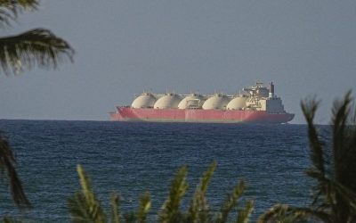 Iranul închide Strâmtoarea Ormuz, relaxează restricțiile aeriene