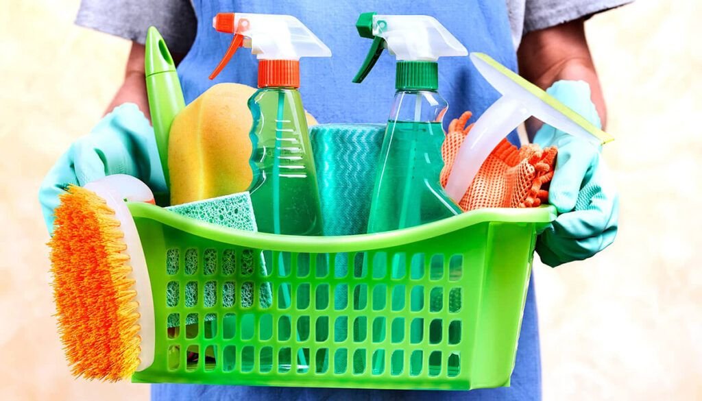 Pericol ascuns: Peste 240.000 de copii ajung la Urgențe din cauza detergenților