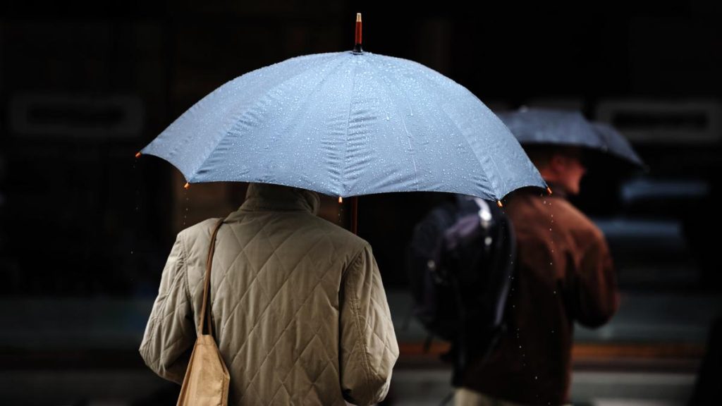 Ciclonul lovește România: ANM anunță ploi, frig și vreme capricioasă în Aprilie