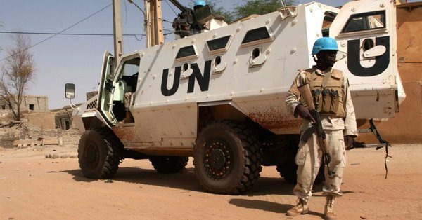 Israel: Tancurile au lovit mașini ONU în Liban, tensiuni regionale uriașe