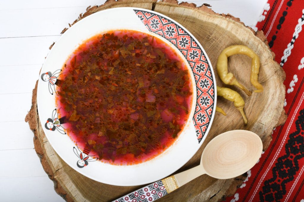 Ciorba de lobodă: Secretul bunătății și al gustului, dezvăluit