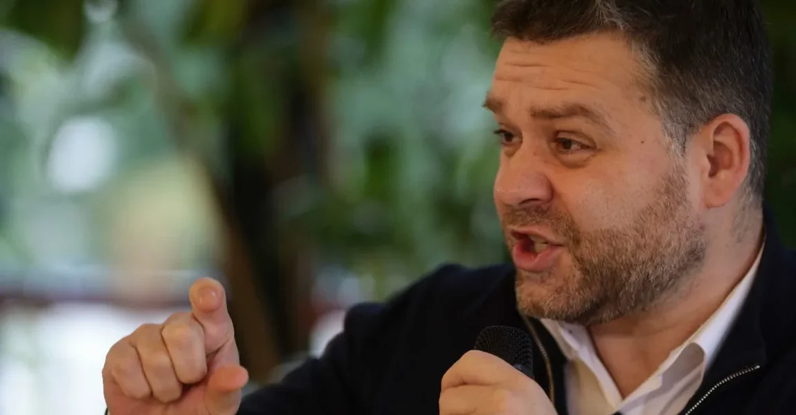 ciucu-4356754534.webp.webp - ReactiveNews