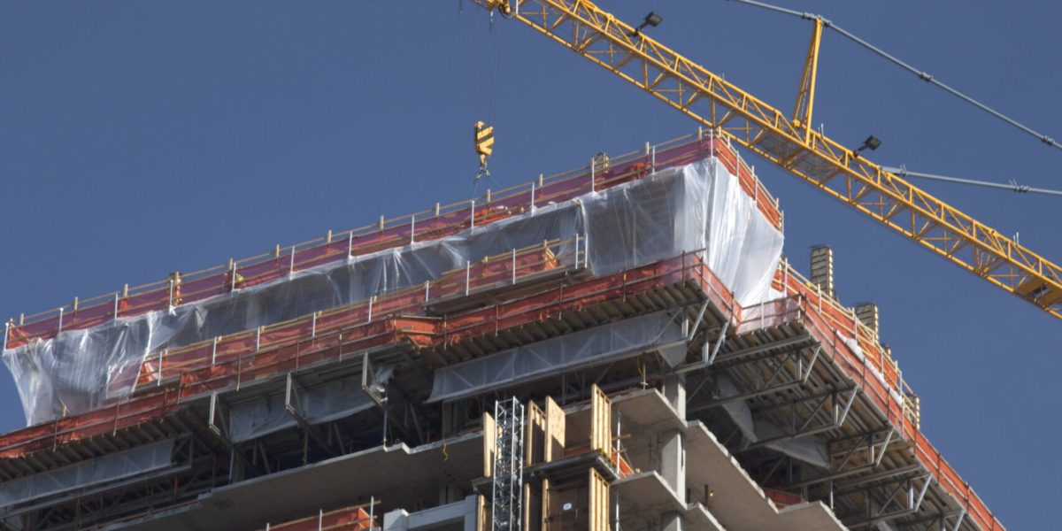 Scădere dramatică: Dezvoltările de birouri, puse pe pauză în orașele din România