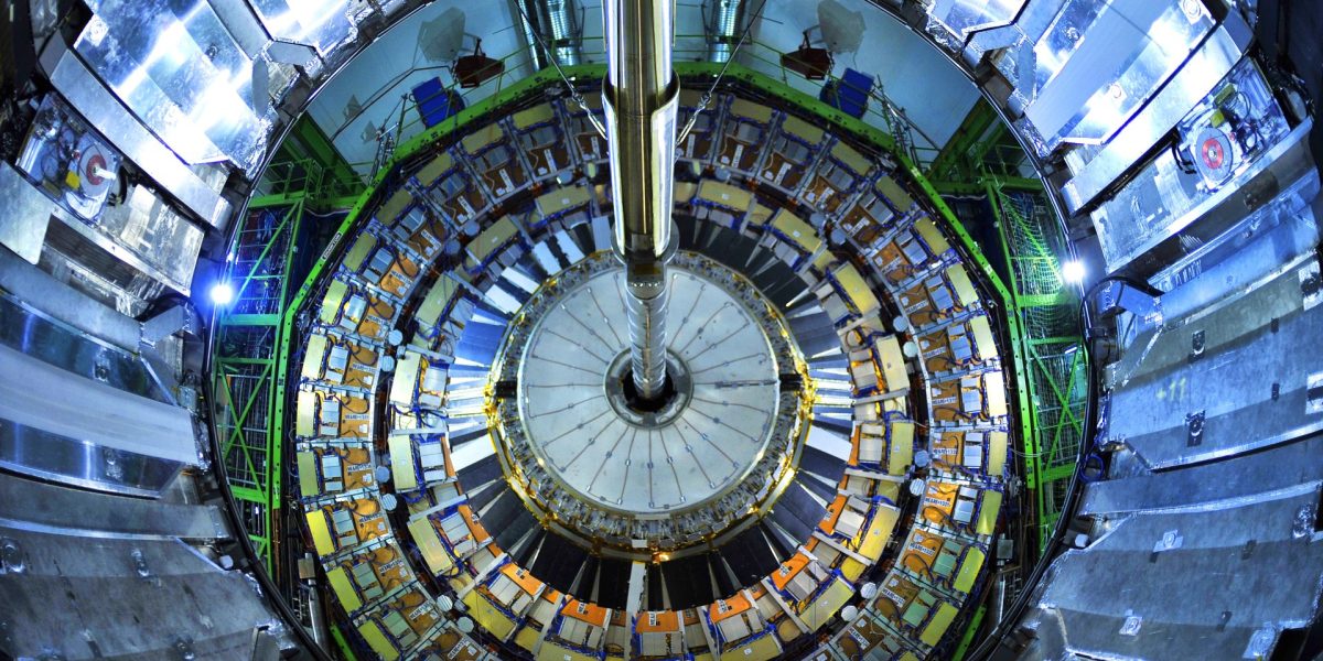 Acceleratorul LHC a dezvăluit secretele materiei de după Big Bang!