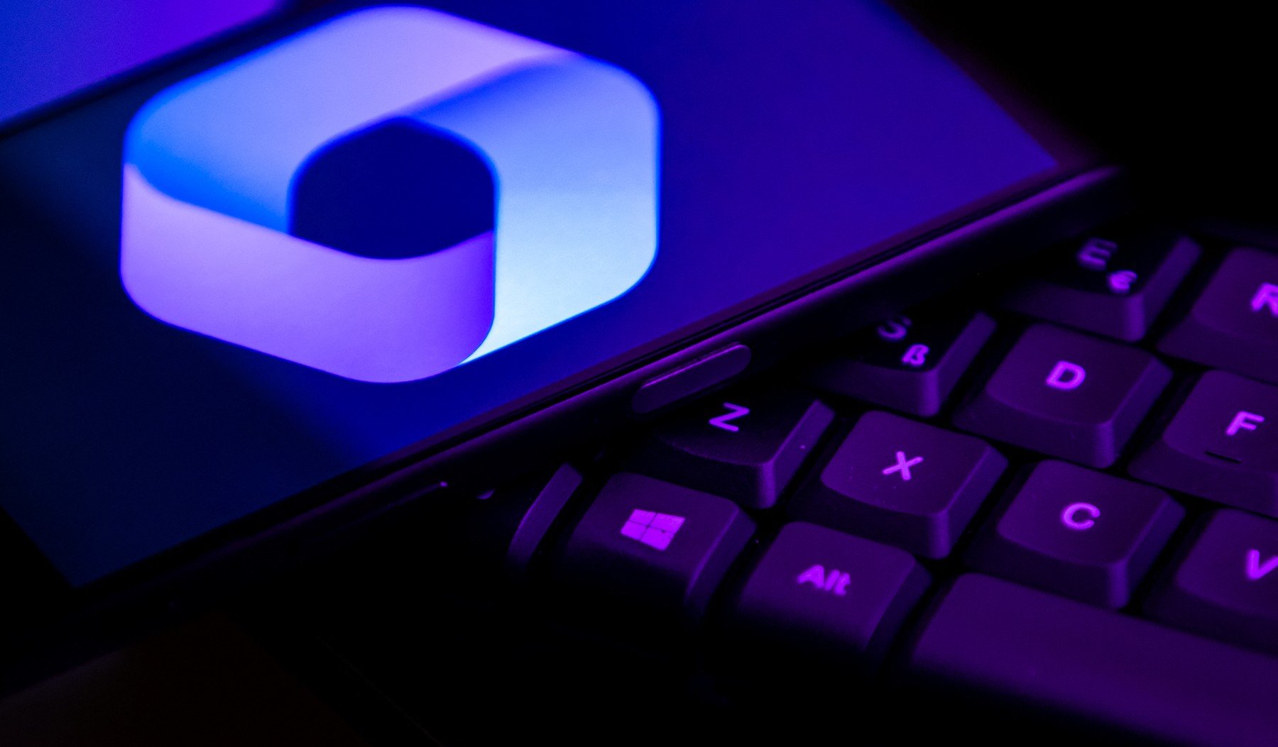 Microsoft lansează o versiune actualizată a Copilot pentru Windows 11, dar schimbările aduse vin cu un preț ridicat pentru performanță