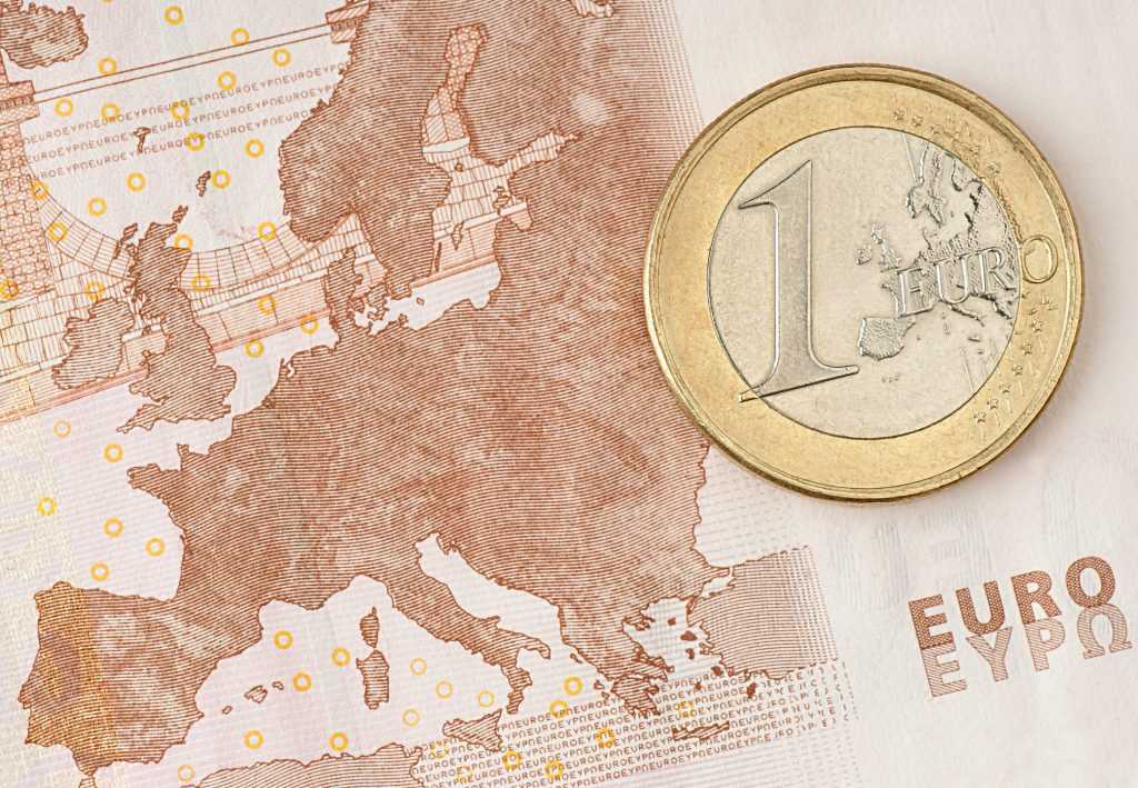 Alertă economică: Se repetă criza anilor ’30? Donald Trump, pe urmele prăpastiei globale