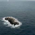 O insulă misterioasă, descoperită accidental de o navă germană