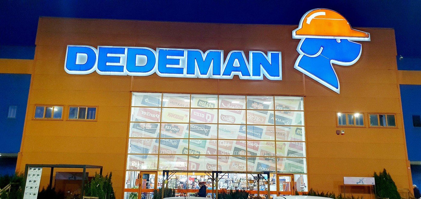 Cum și-au ales frații Pavăl numele afacerii Dedeman