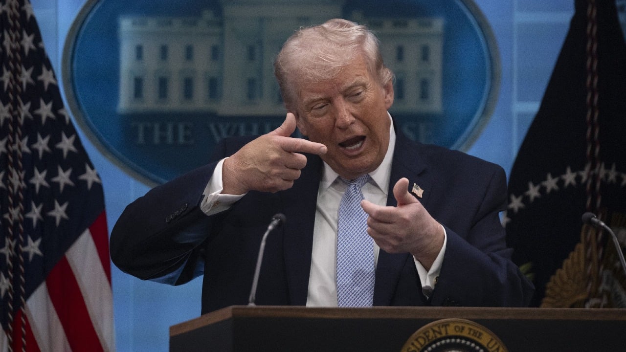 Trump, replică pentru iranieni: „Nu aveți cărți bune în mână!”, ca Zelenski