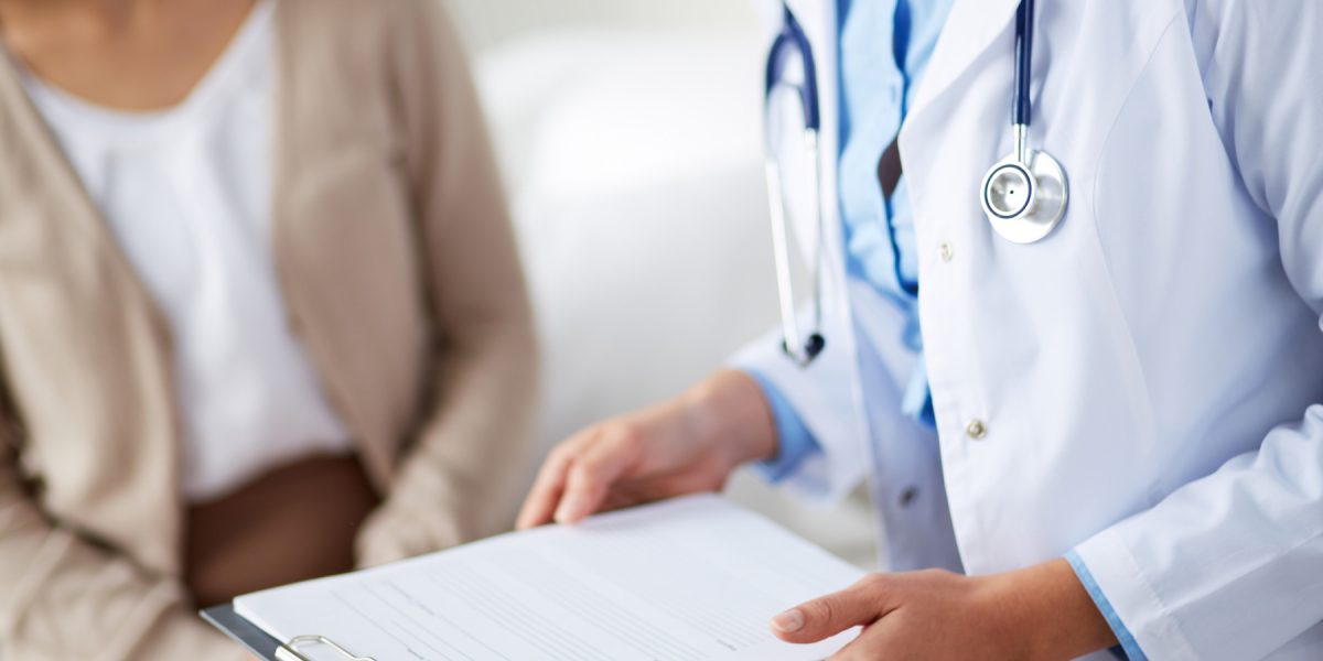 USR cere reguli DURE pentru panourile cu sfaturi medicale: Aviz de la Colegiul Medicilor, finanțatori la vedere