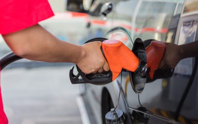 Benzina și motorina se ieftinesc din nou: Prețuri neașteptate la pompe în România