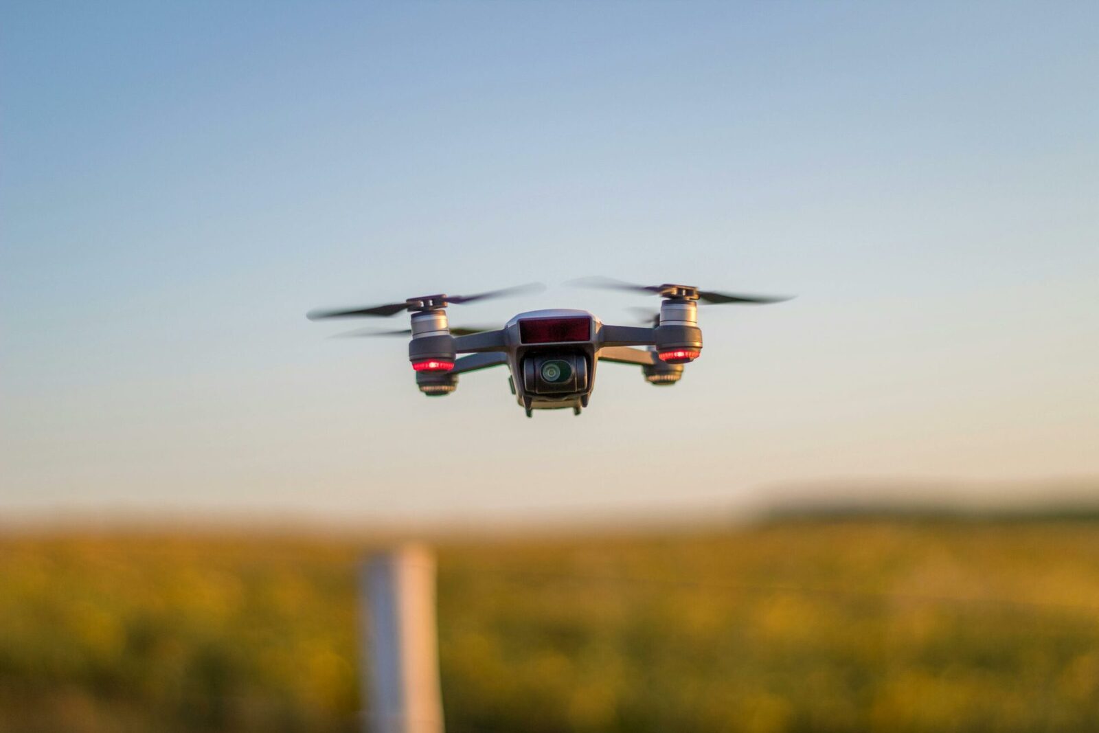 Dronă misterioasă în spațiul aerian al României: ar fi căzut la Chilia Veche
