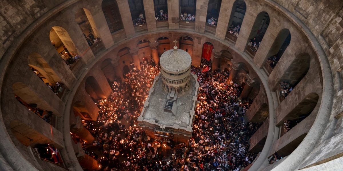 Război în Israel: Zboruri anulate, dar Focul Haric va ajunge totuși