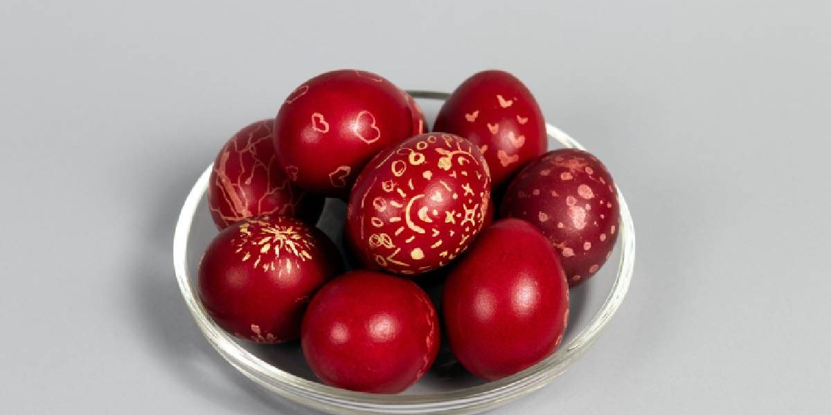 Cât rezistă ouăle roșii în frigider după Paște? Află răspunsul!