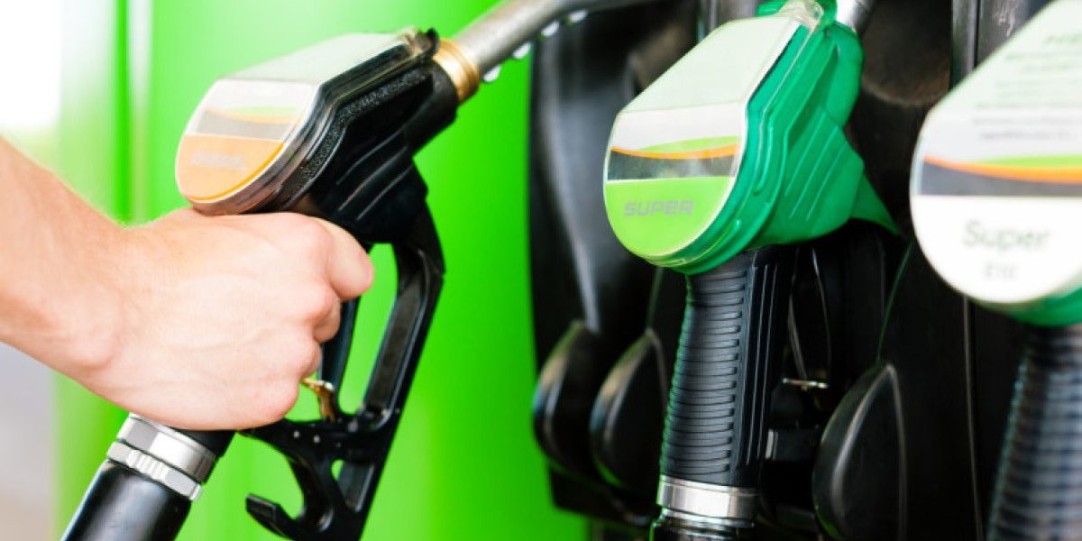 Criza combustibilului lovește România: Raționalizarea, ultima soluție a ministrului