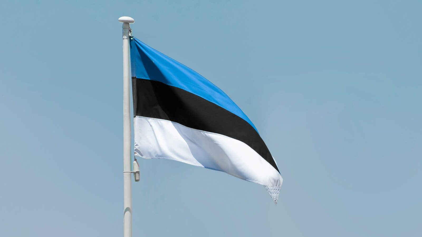 Apărare: NATO rezistă, SUA rămân garanți. Anunțul ministrului