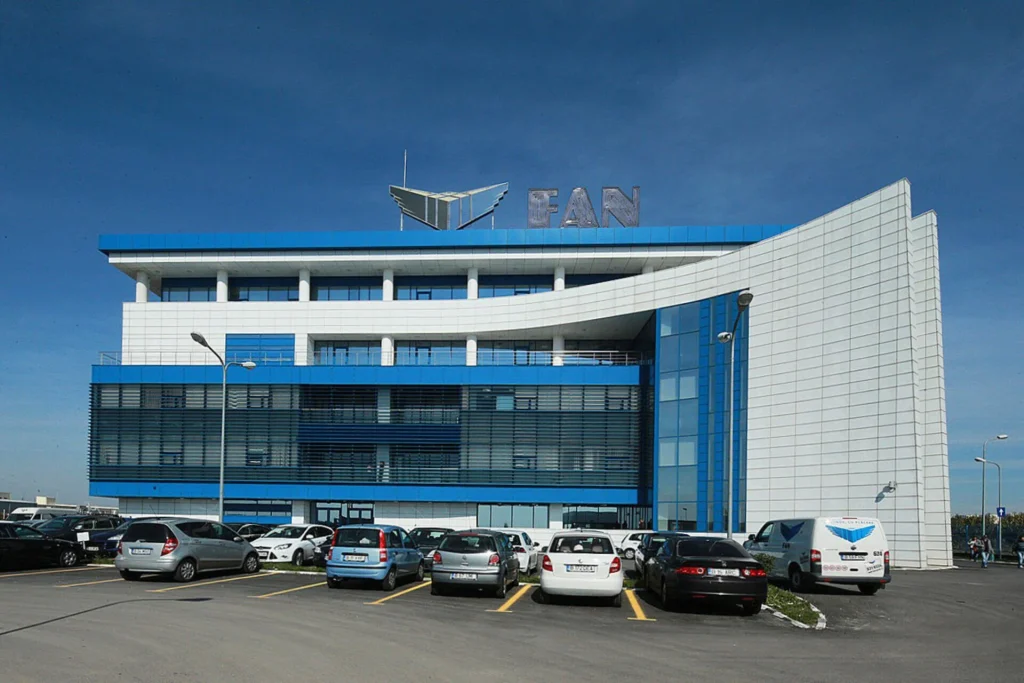 Fan Courier închide toate recepțiile: Ce urmează pentru gigantul curierat din România