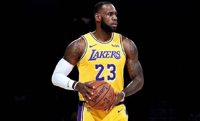 LeBron James, la 12.000 de pase decisive în carieră: Record istoric NBA