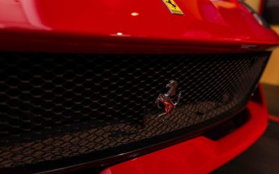 Luce, primul Ferrari electric: Prețul-șoc anunțat de constructorul italian