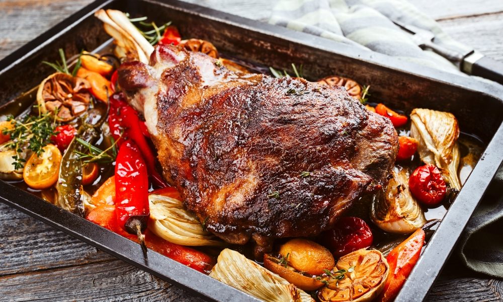 Marinată perfectă pentru miel: Secretul unei fripturi care topește în gură!