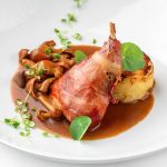 Nu-ți place mielul? Iepurele, friptură delicioasă și sănătoasă, e soluția!