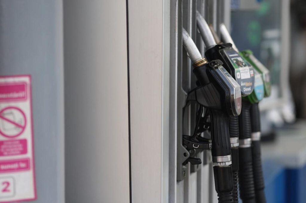 România: Președinția încheie mandatul, fără probleme de combustibil, după consultări