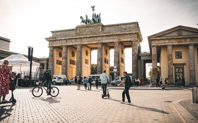 Berlin: Turiștii, plătiți să strângă gunoaie. O inițiativă inedită