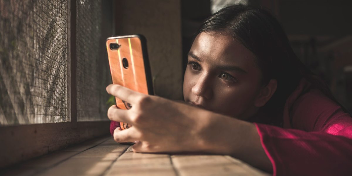 De ce dispăr oamenii brusc? Fenomenul „ghosting”, explicat științific