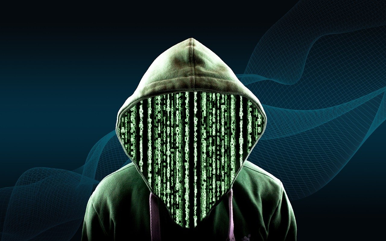 Aproape 800 de adrese de e-mail ale guvernului MAGHIAR și parolele aferente au fost compromise și distribuite online, expunând vulnerabilități serioase în securitatea cibernetică a instituțiilor guvernamentale