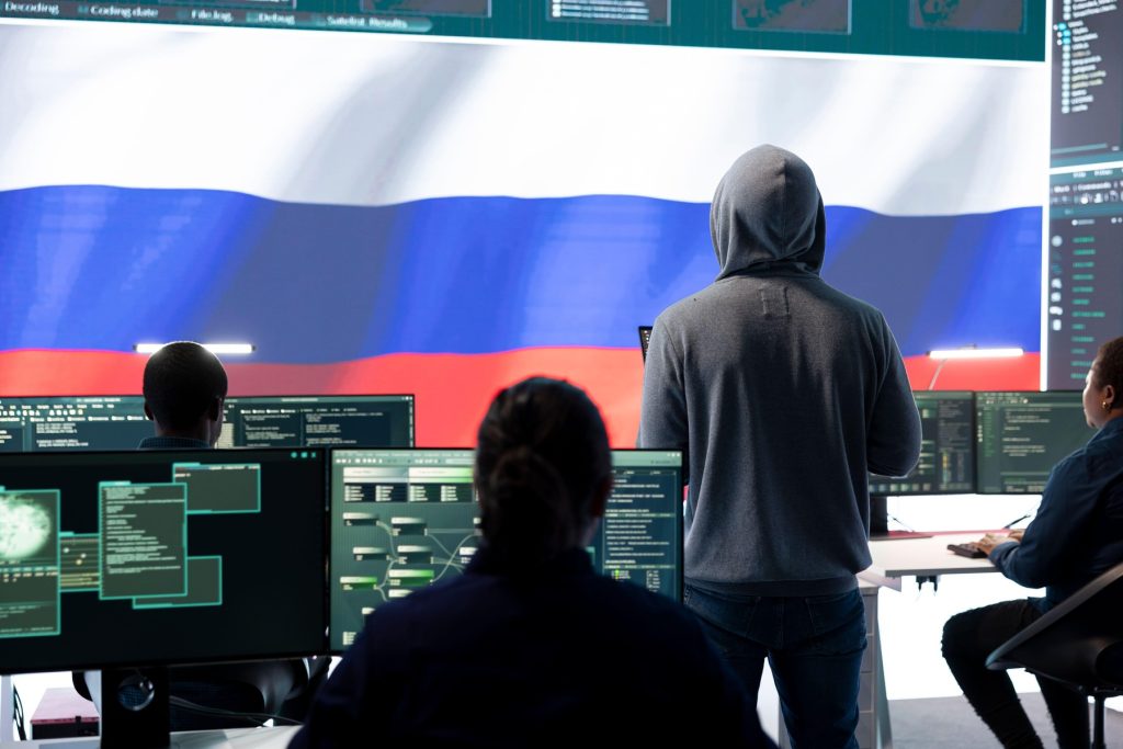Atacuri cibernetice de amploare, atribuite Rusiei, au vizat infrastructuri critice din mai multe state occidentale, conform unei investigații comune FBI și SRI