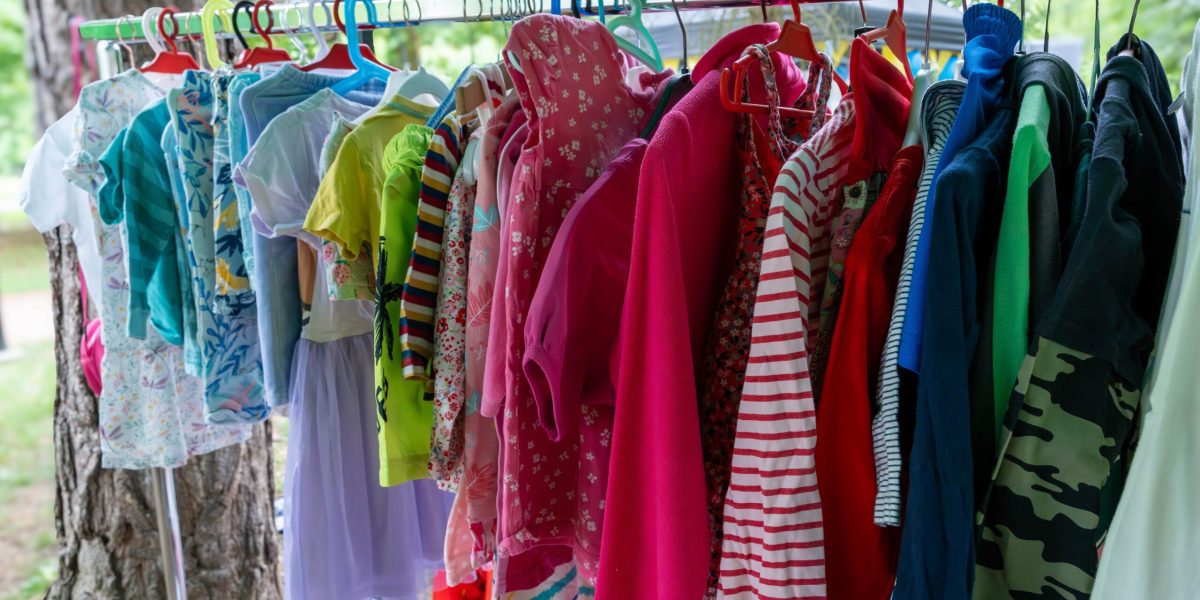 hainele-pentru-copii-shutter_Descopera-scaled.jpg - ReactiveNews