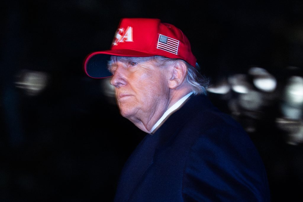 Un nou val de tensiuni pare să se profileze între Statele Unite ale Americii și Europa, cu accent pe criticile aduse de fostul președinte AMERICAN, Donald Trump, la adresa modului în care continentul gestionează anumite aspecte
