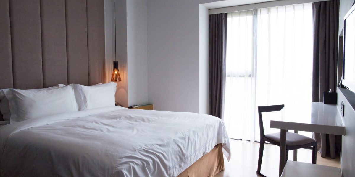 Cum să verifici rapid dacă o cameră de hotel e curată sau nu și semnele care trădează lipsa igienei