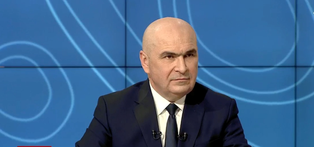 Demisia sau Demiterea: Soluția pentru lipsa de demnitate în funcții