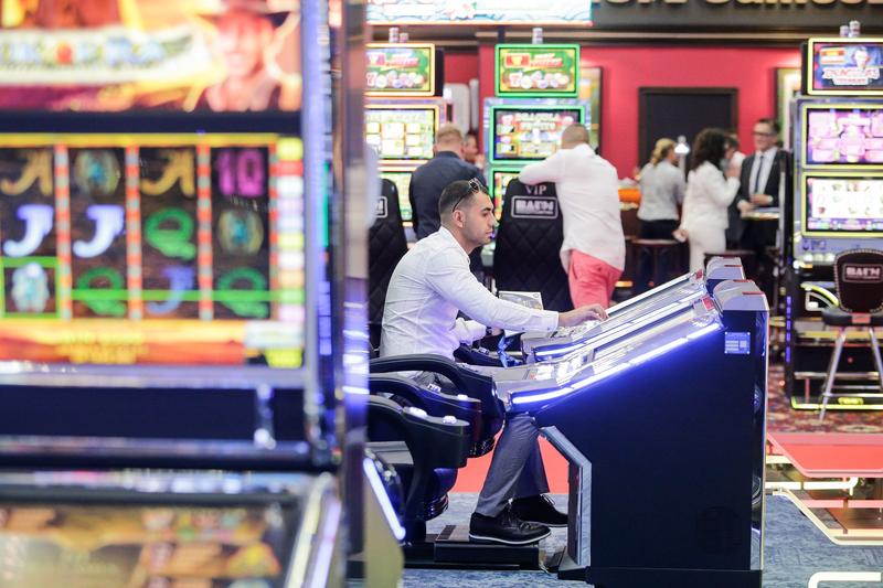 Orașul refuză interzicerea jocurilor de noroc. Ce măsuri propune în locul ei?