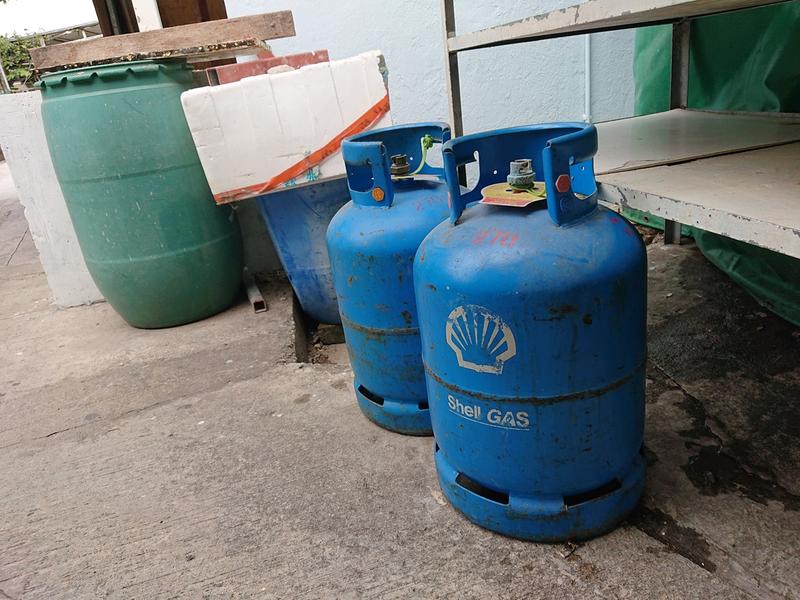 image-2023-09-10-26522881-41-butelii-gaz.jpg - ReactiveNews