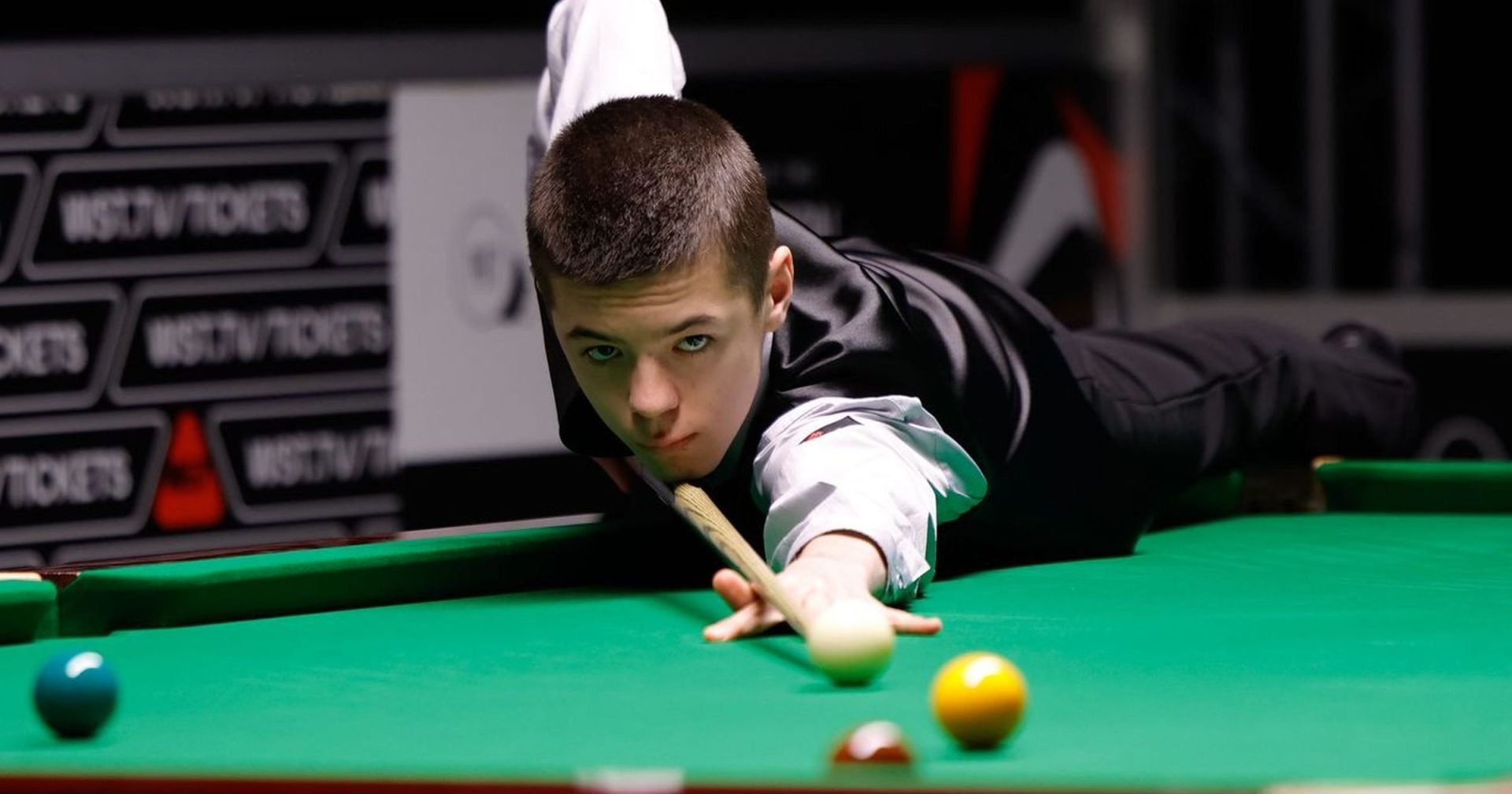 Michal Szubarczyk, un tânăr jucător polonez de snooker, a stabilit un nou record impresionant în prima zi a calificărilor pentru Campionatul Mondial