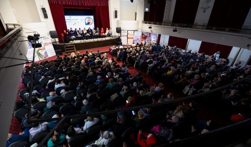 imbatranirea-nu-are-varsta-1-1024x683.jpg - ReactiveNews