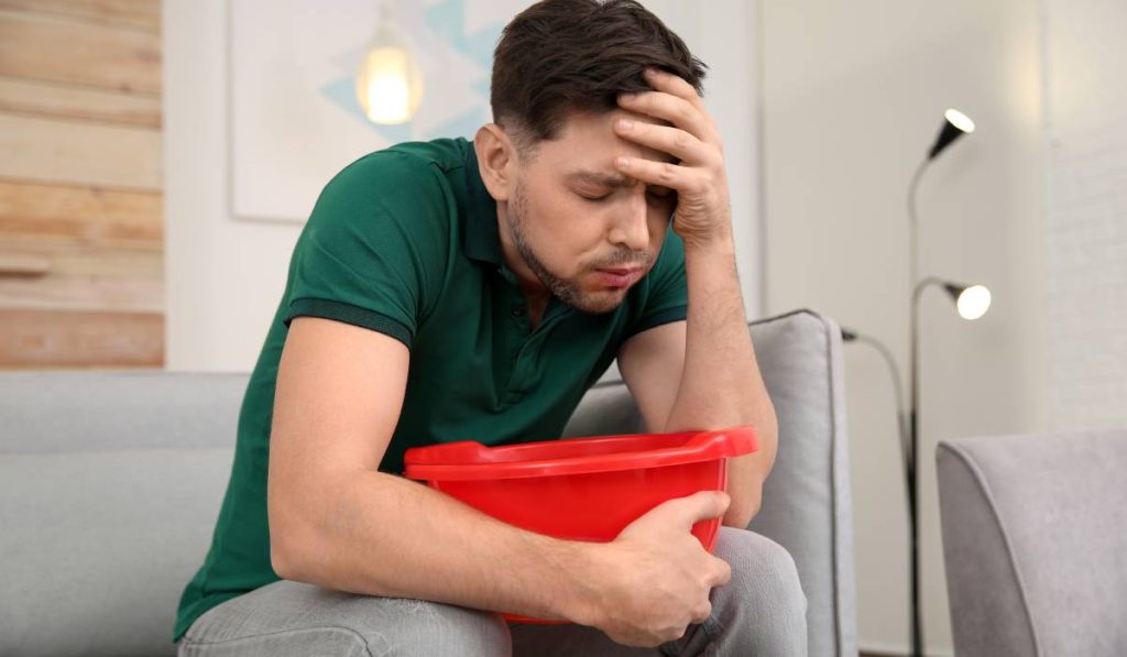 Cum recunoști indigestia de Paște: Semnalele care cer URGENT medicul