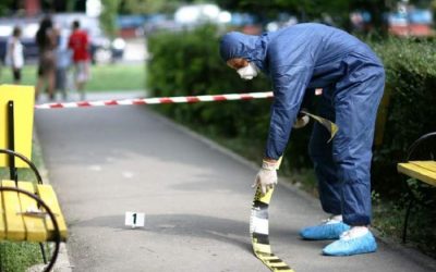 Albă: Tînăr ARESTAT după ce a ucis un bărbat care voia să aplaneze cearta părinților