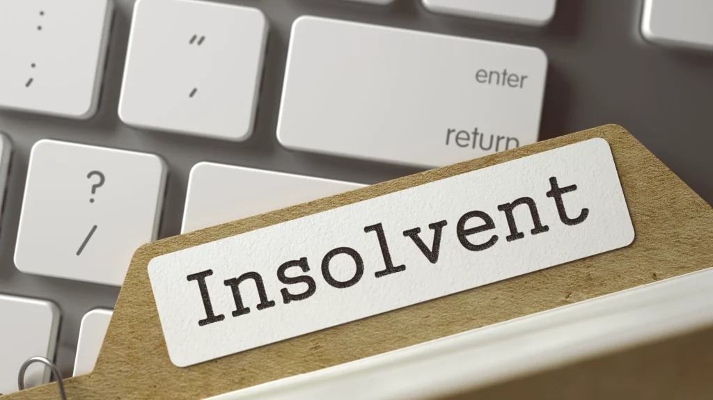 Insolvența personală: Ce înseamnă „nivel de trai rezonabil” pentru români, în 2026?