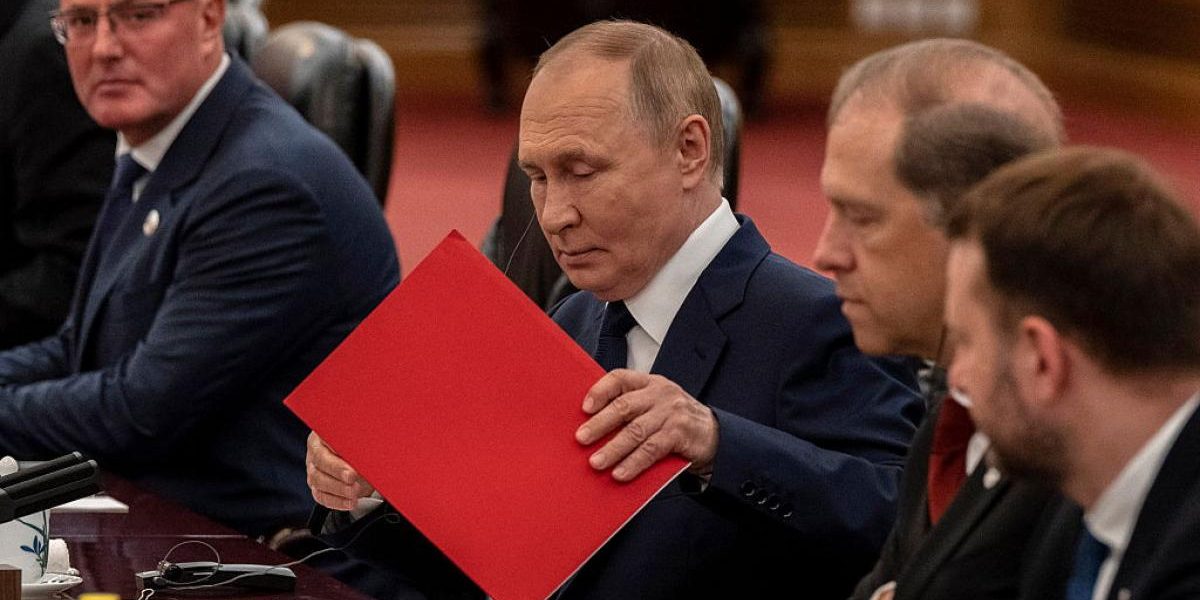 Inspirat de Donald Trump, Putin vrea un „AI suveran” rusesc