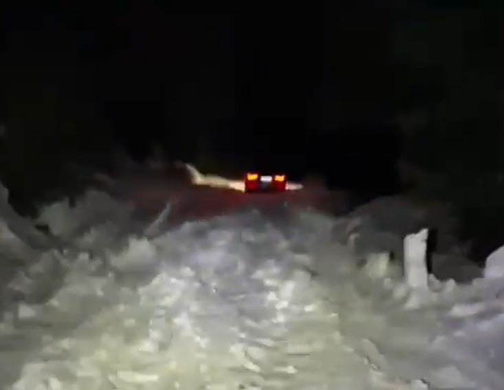 Bărbat și fiu, prinși de viscol în Noaptea de Înviere pe munte!