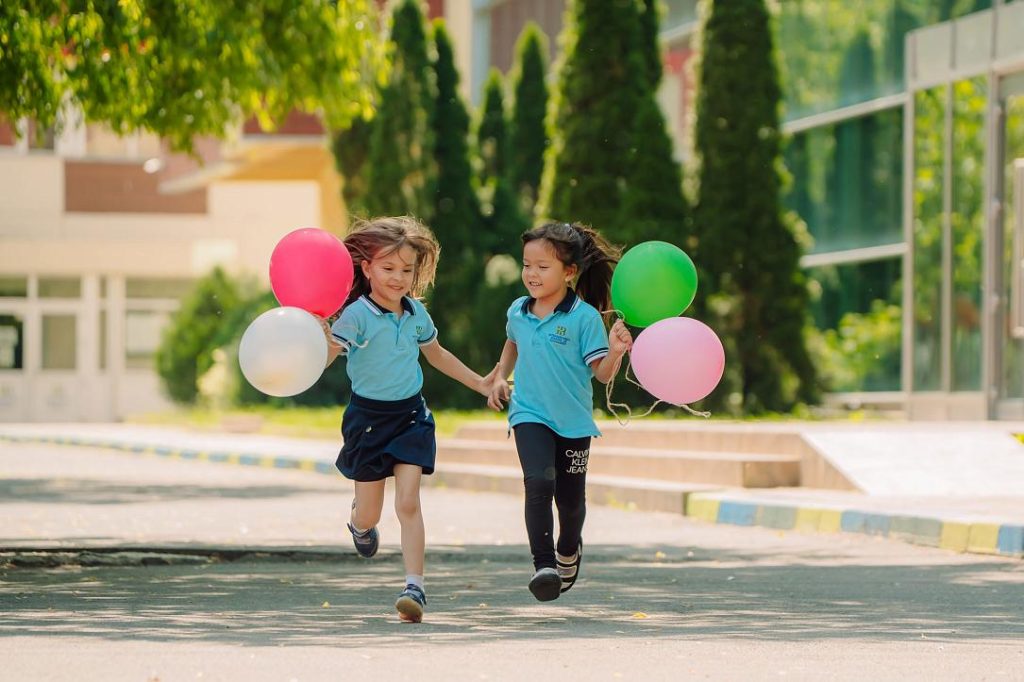 De la joacă la performanță: Cum Școala Internațională din București modelează elevi capabili