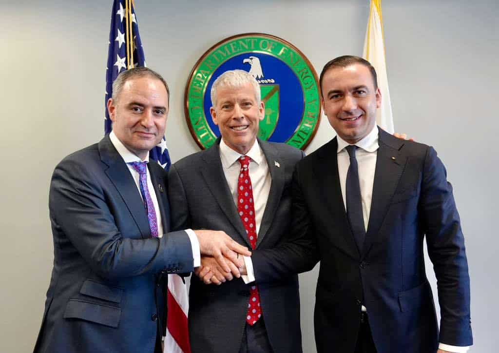 Miniștrii români, la Washington: 500 milioane dolari de la Banca Mondială pentru gaze, după întâlnirea cu Trump