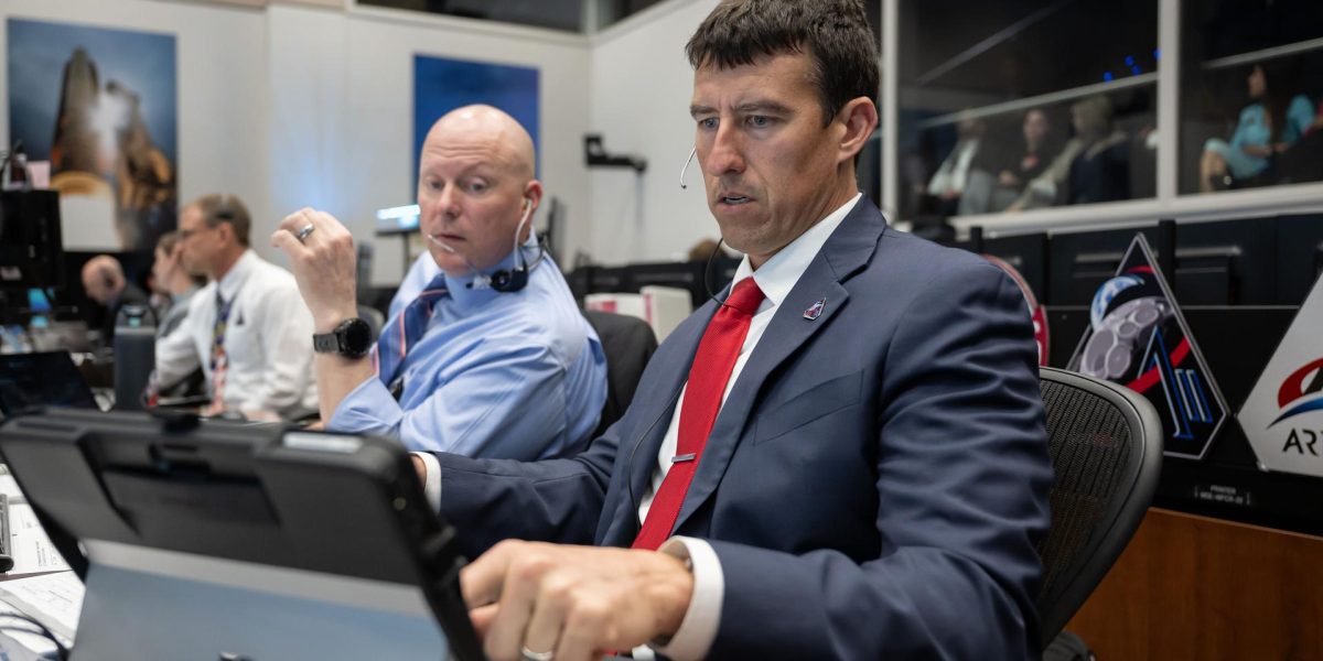 jsc2026e018919large.jpg - ReactiveNews