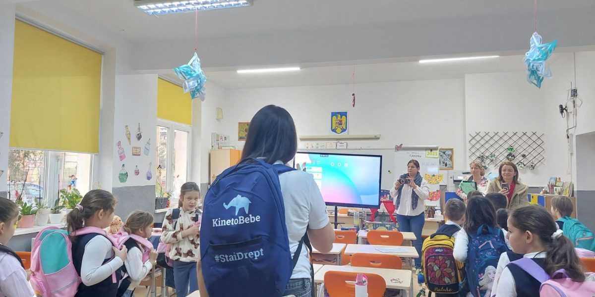 Postura corectă la școală: Greșelile părinților și ale copiilor, dezvăluite