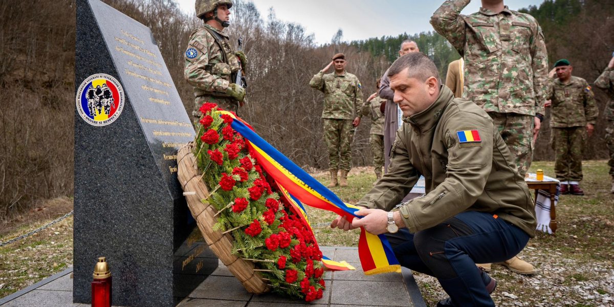 Lari Brînzan, în Bosnia, la comemorarea tatălui erou din teatrul de operații