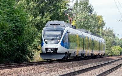 Trenuri cu hidrogen: Rutele București – Otopeni și Pitești, adjudecate după scandaluri